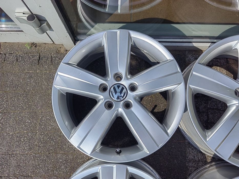 17" VW Golf VI VII Sharan Eos Caddy Touran Scirocco 5G0 Audi A3 Skoda