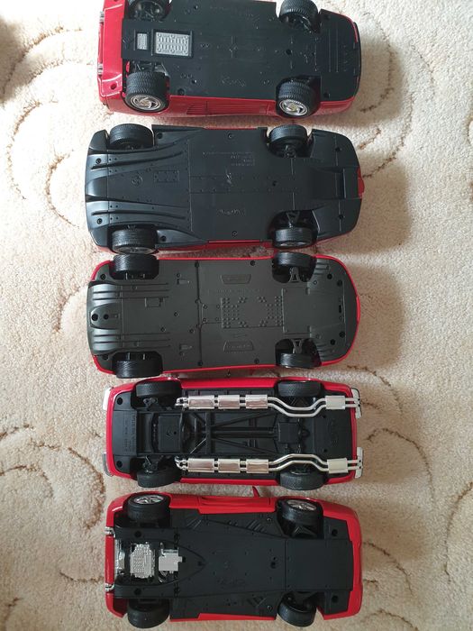 1:18 ferarri машинки модели 1/18