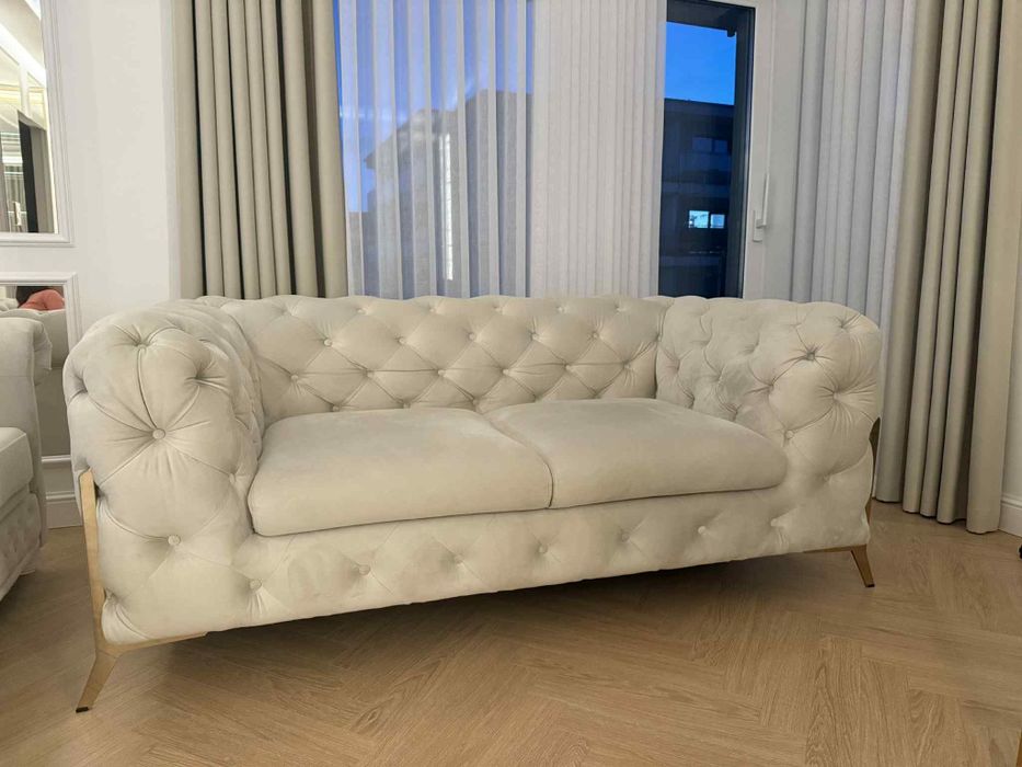 Sofa Chesterfield dwuosobowa