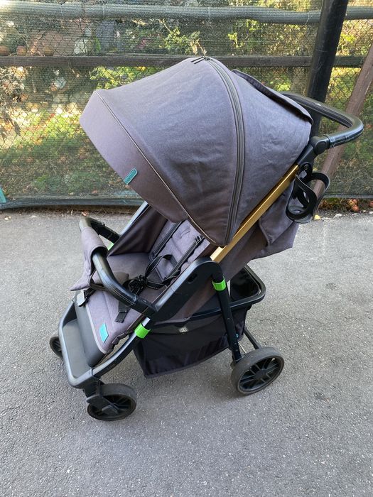 Прогулянкова коляска Carrello