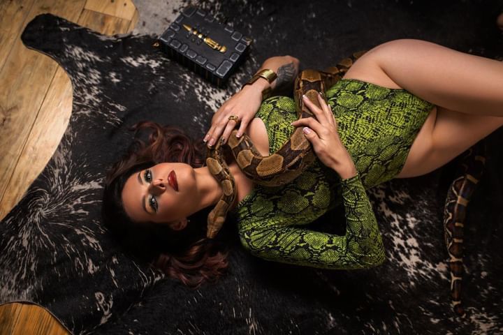 Оренда аренда удава для фото