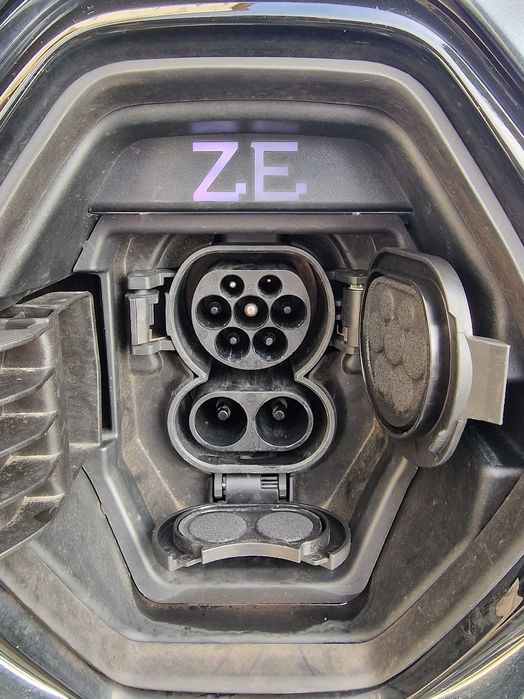 Renault zoe 52kw carregamento rápido