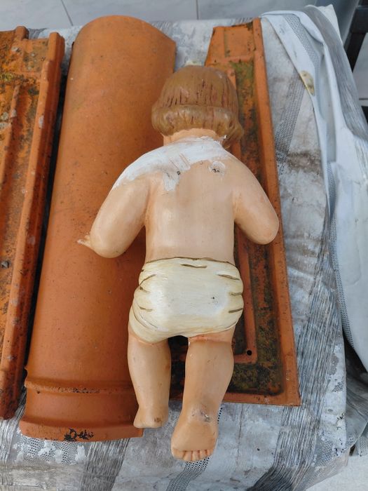 Anjo antigo para restauro 5€