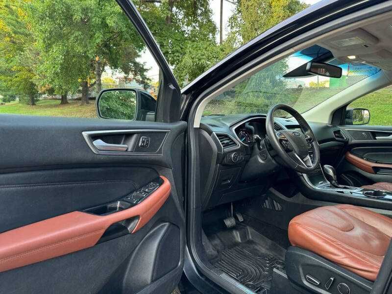 2016  Ford  Edge