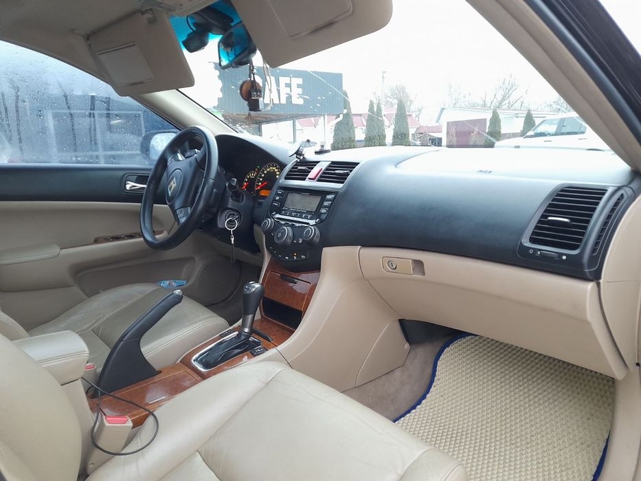 Продам Honda Accord 2006