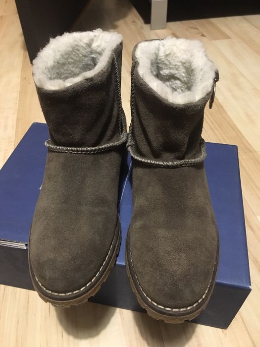 Botki,śniegowce Armani Jeans 35