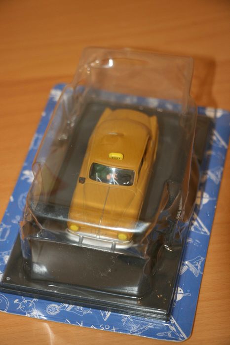 Blake et Mortimer Le Taxi Simca Nº15