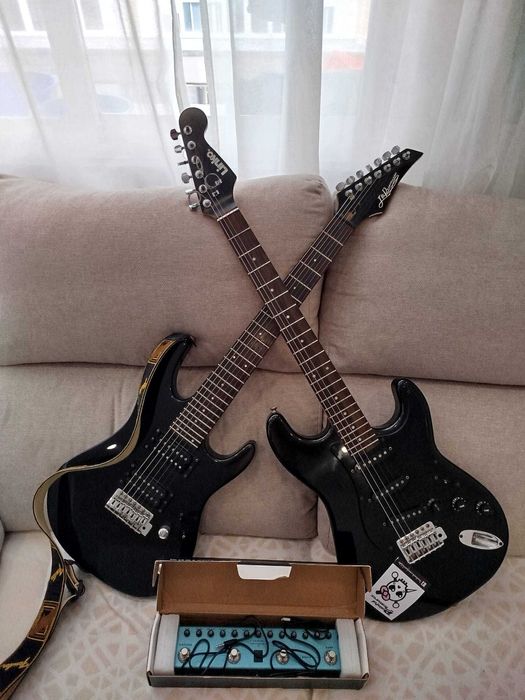 Oportunidade 2 guitarras e 1 pedal multiefeitos Tank G