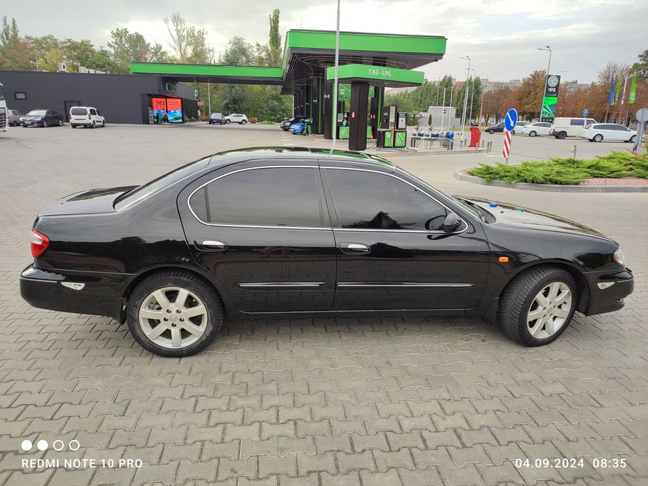 Nissan Maxima QX A 33