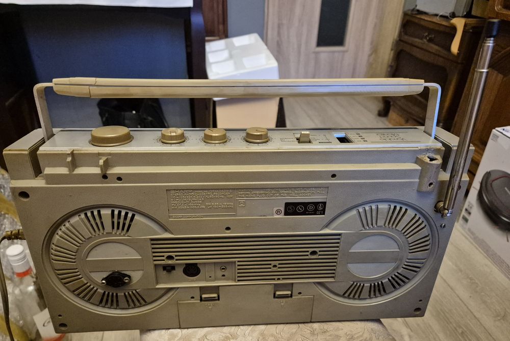 Radiomagnetofon Sharp GF 4343