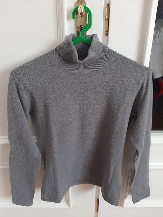 Camisola gola alta cinza