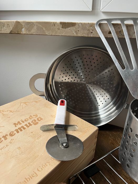 Zestaw elementów do kuchni różne rzeczy