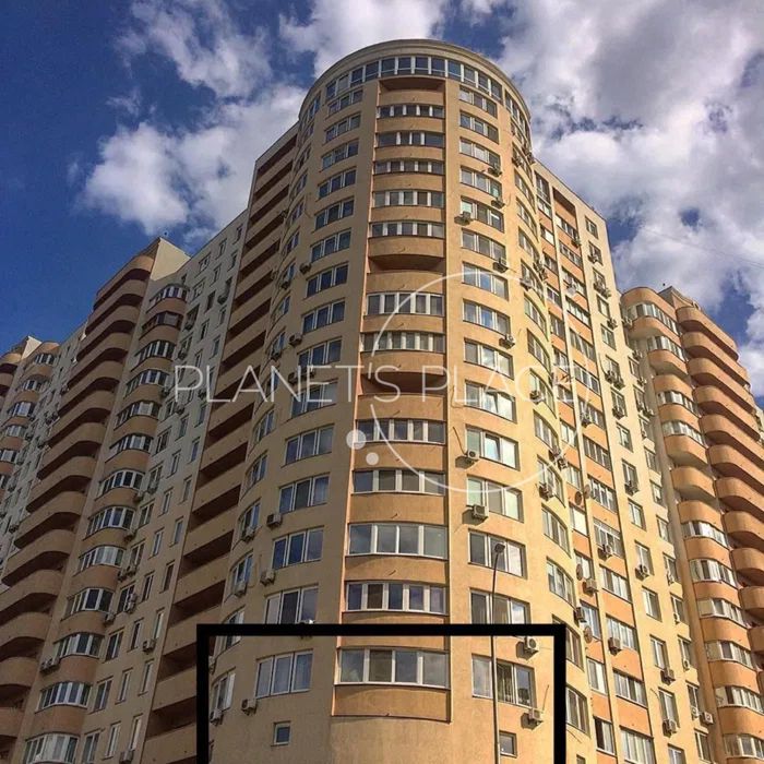 Продам 2к. квартиру просп. В. Лобановського,150, ЖК"Новодеміївський"