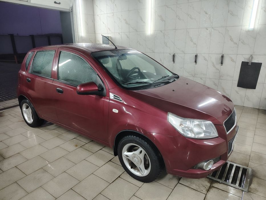 Aveo T255 (Zaz Vida) Хетчбек, 2ий власник + комплект резини.