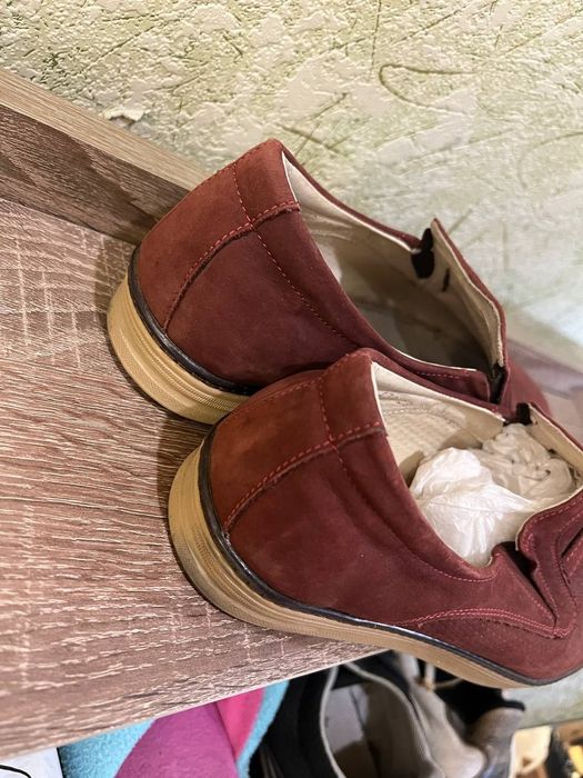 Замшеві туфлі 44 розмір