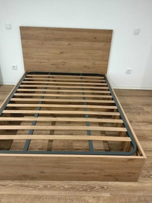 Cama de corpo e meio