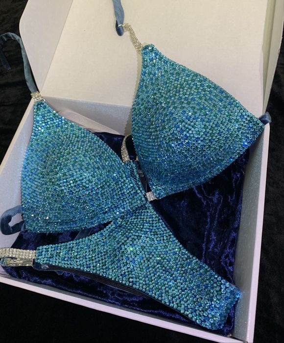 Купальник фітнес бікіні