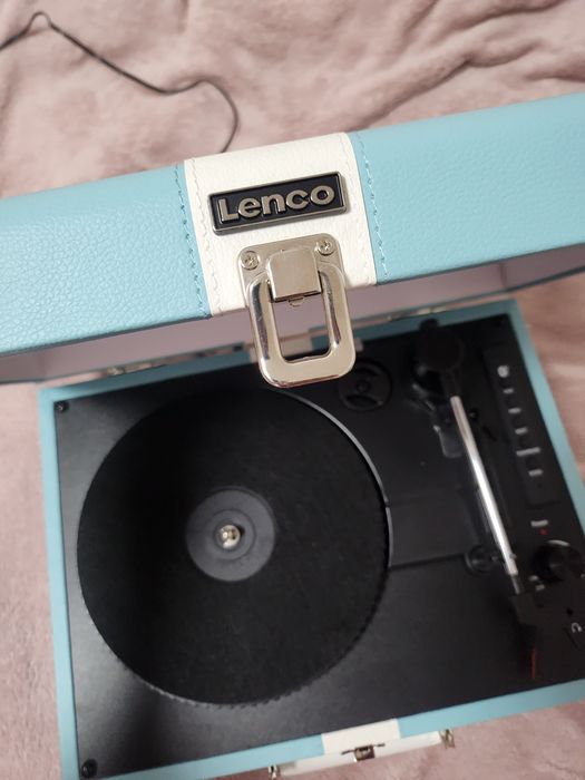 Вініловий програвач Lenco. Новий