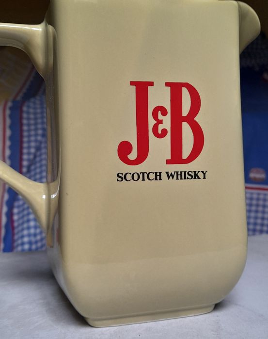 Jarro       J & B439963727168819204