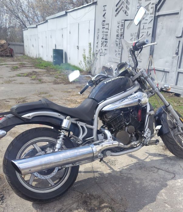 Продам Мотоцикл  YINXIANG 250