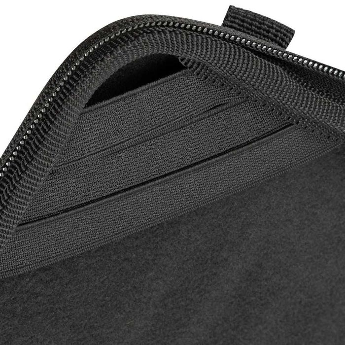 Чехол сумка для ноутбука 15,6" RivaCase 5131 чорний, жосткий каркас