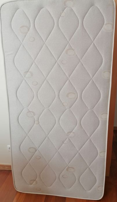 Colchão  183 x 95