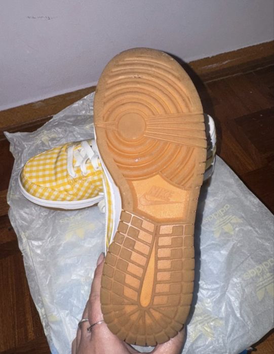 Ténis Nike Dunt Amarelo