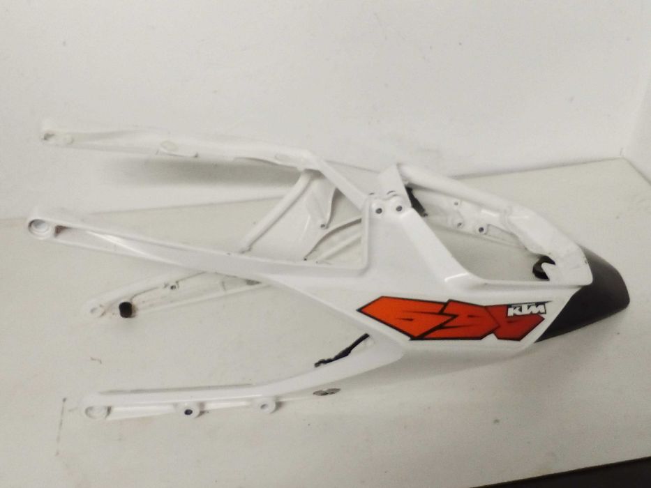 ktm duke 690 stelaż tył rama zadupek