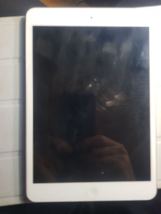 IPad A1432 та Ipad A 1430