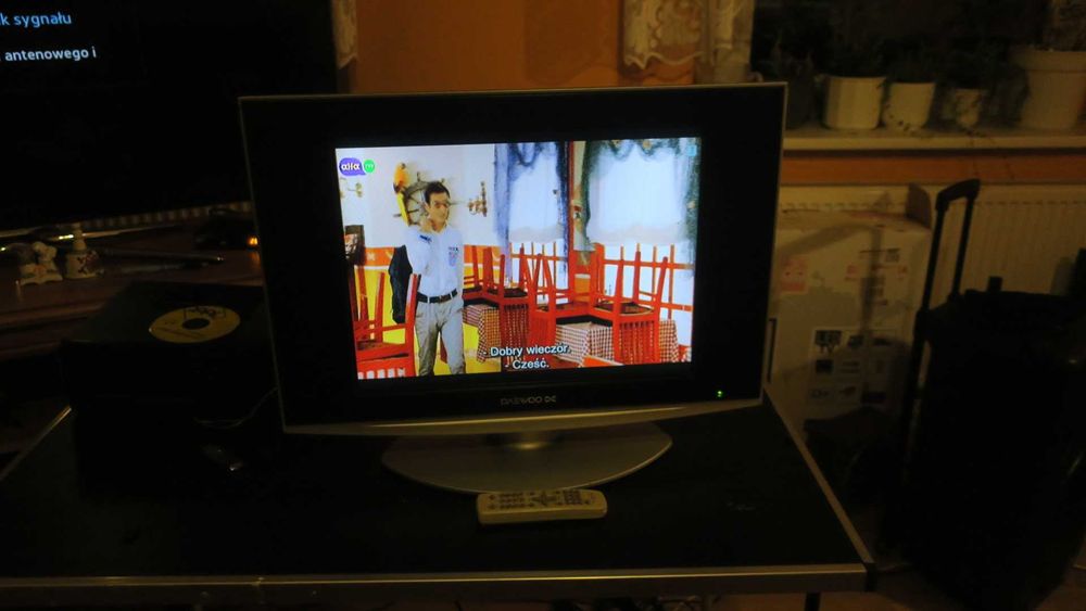 Telewizor Daewoo  Dlp 20D7 20 cali pilot