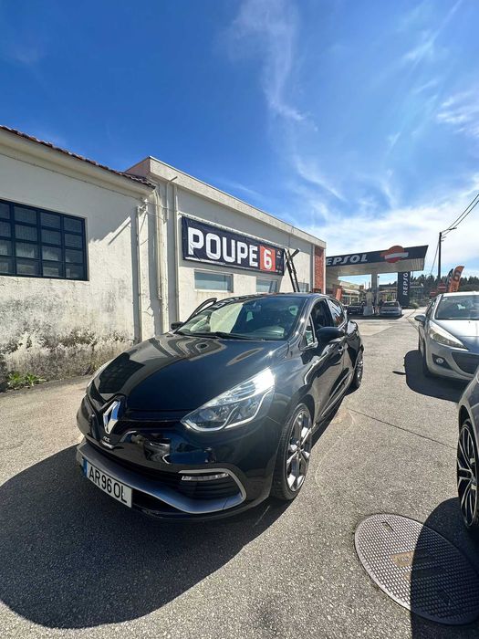 Renault Clio TCe 200 EDC Sport R.S.