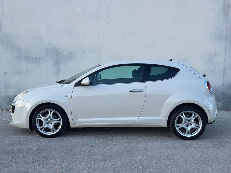 ALFA ROMEO MITO 1.6 Multijet 2010 Nacional
