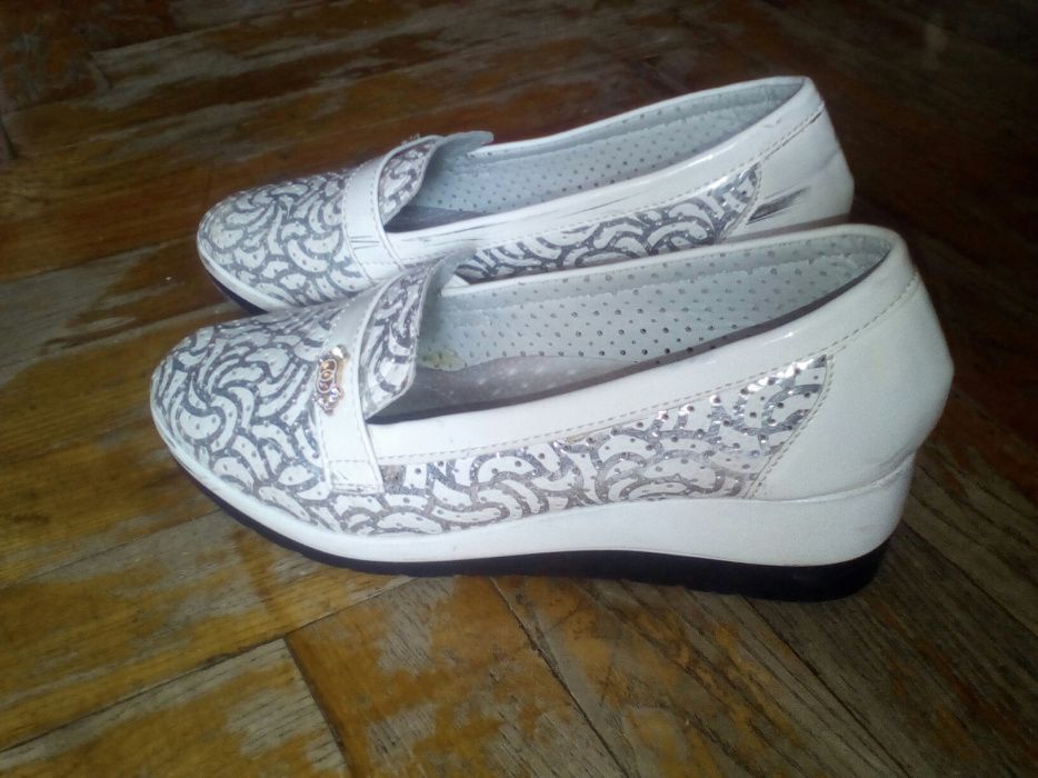 Туфли, белые, на девочку, для школы