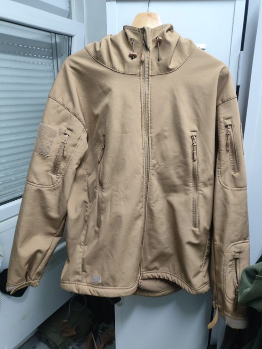 Kurtka Softshell taktyczna | duża ilość kieszeni | prawie nowa  | M/L
