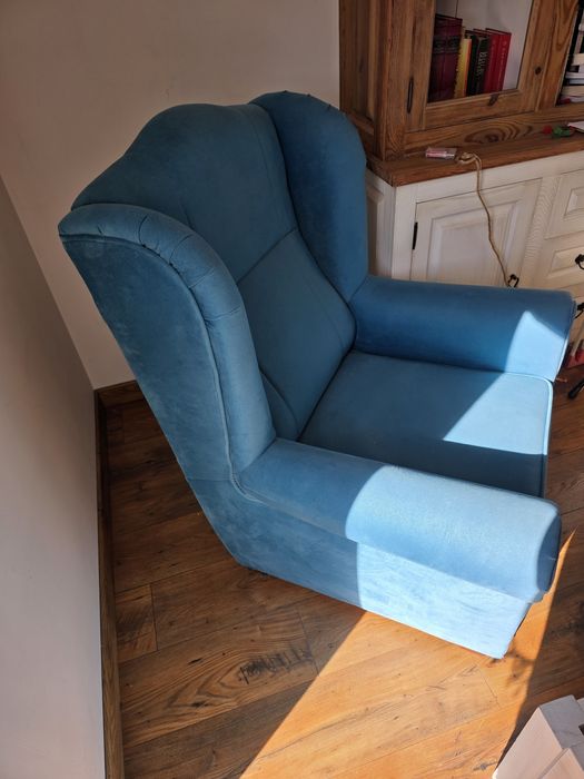 Fotel uszak styl skandynawski