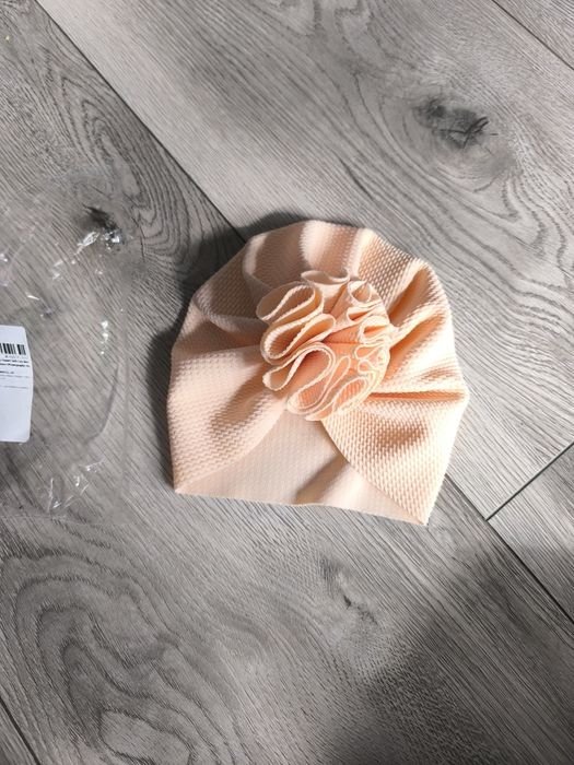 Czapeczka dla dziewczynki morelowa wiosna lato