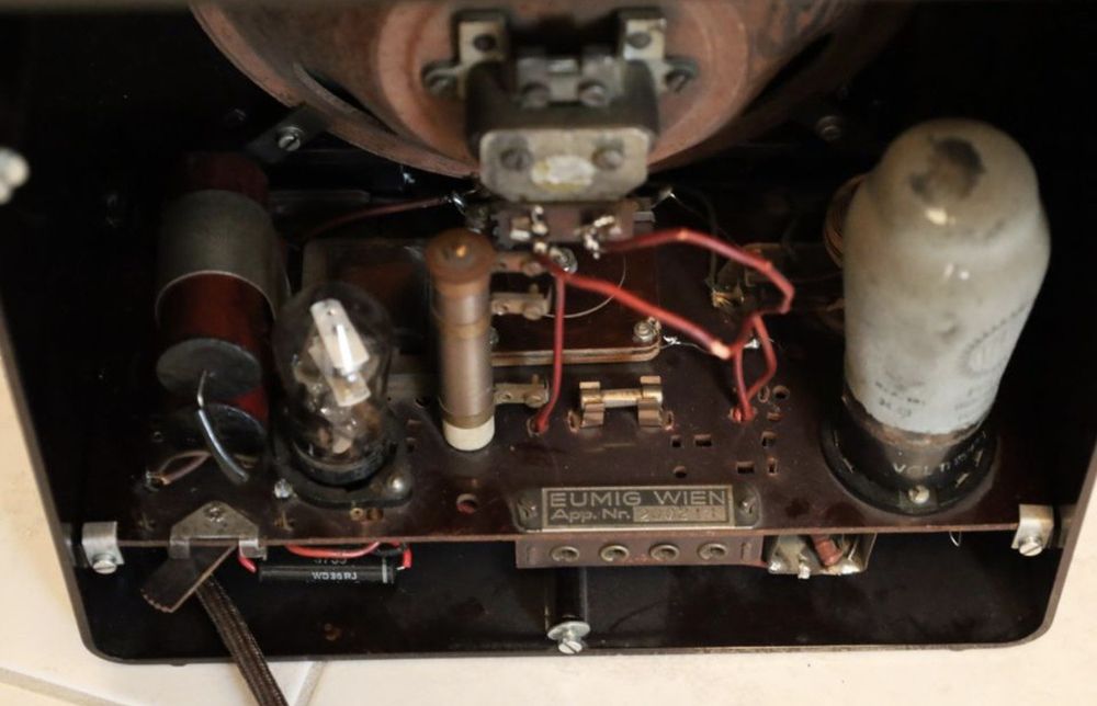 Радіо третій рейх DKE 38. Радіоприймач Deutscher Kleinempfänger