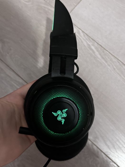 Słuchawki przewodowe Razer Kraken Kitty Edition z pudełkiem
