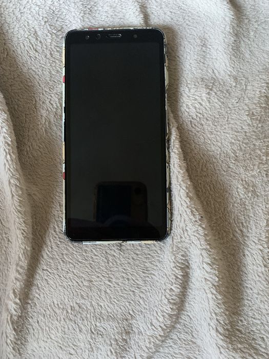 samsung a7 2018 4/64 идеал