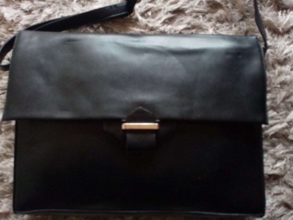 Mala preta da Parfois