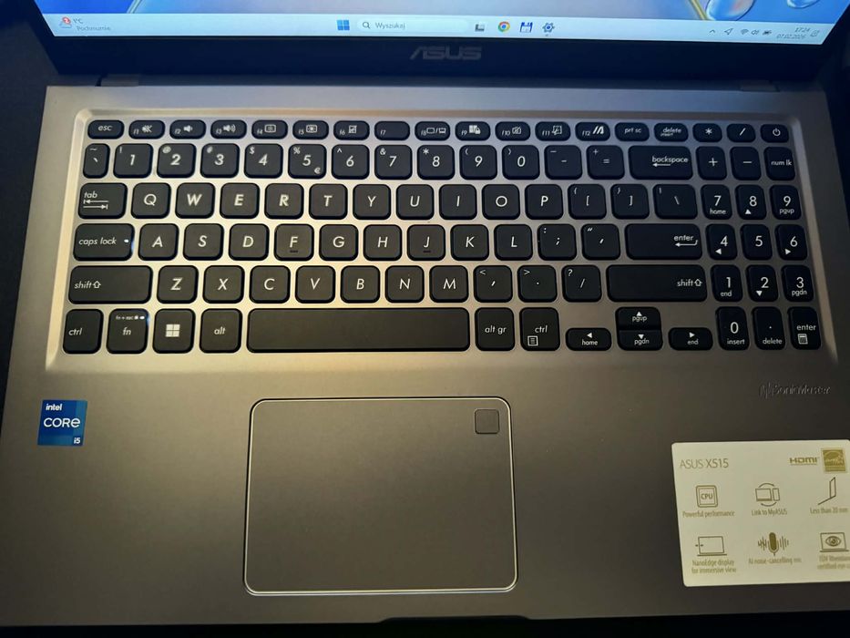 Laptop ASUS VivoBook X515EA / i5 / 16GB RAM / 1TB SSD