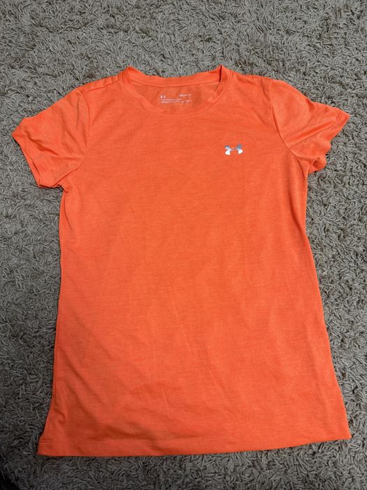Футболка under armour