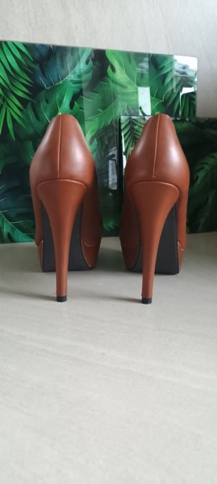 Buty damskie 37 wysokie 12