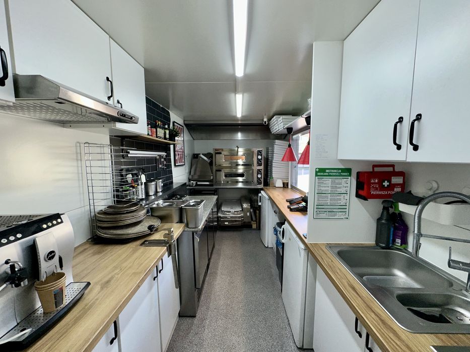 Sprzedam gotowy biznes - Przyczepa gastronomiczna Pizza Point w Oliwie