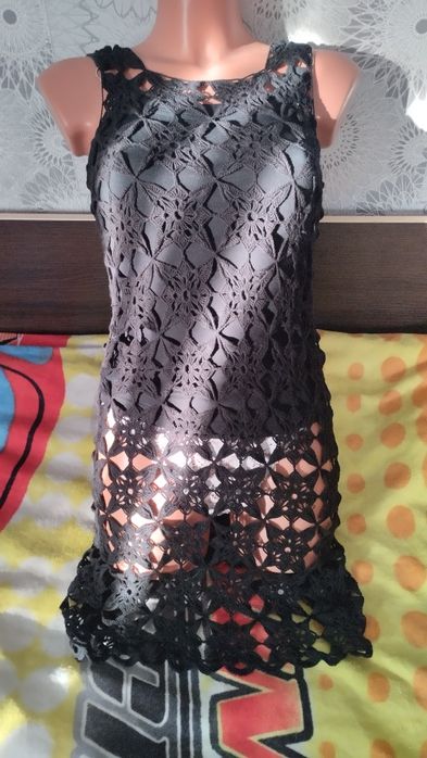 Платья ручной работы связано крючком