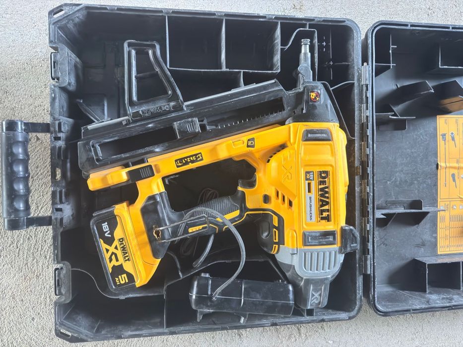 Dewhalt pregadora de betão DCN890P2QW