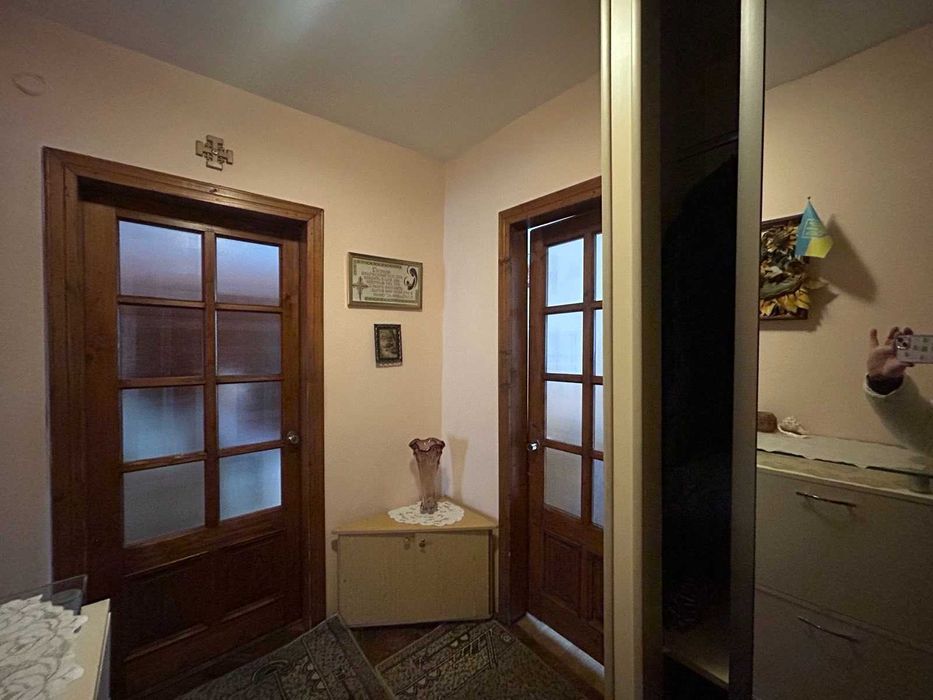 Продаю 3к квартиру м.Яремче