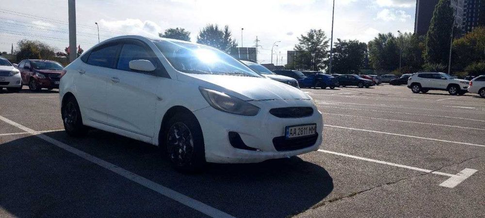 Hyundai Accent 2013 VIN Z94CT41CADR216152 фото оголошення 3 з 20
