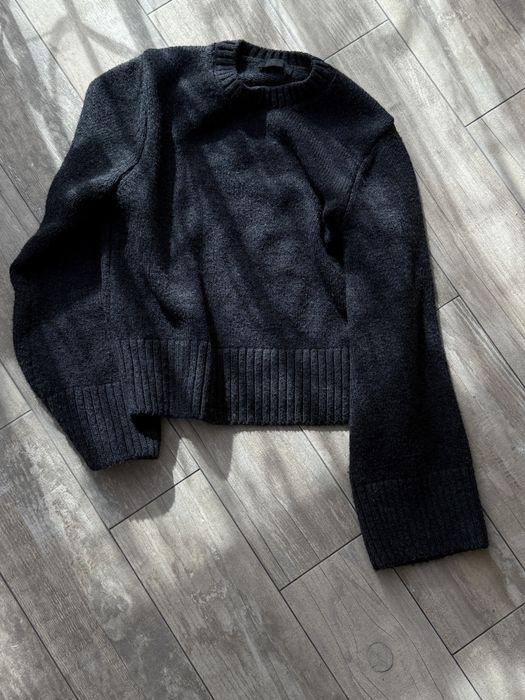 светр zara прямий з широкими рукавами