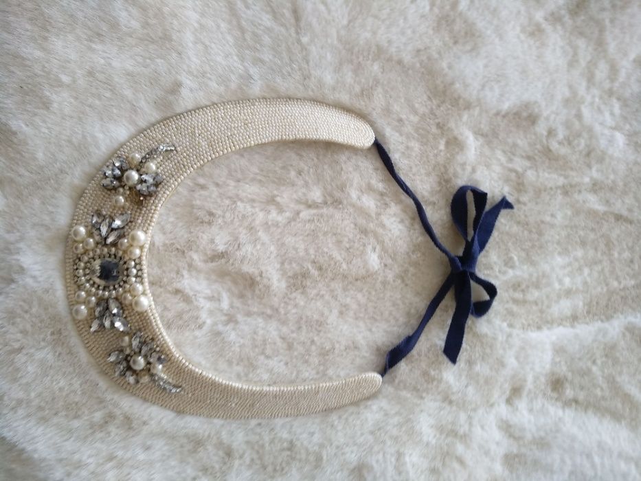 Colar Artesanal com Pedras